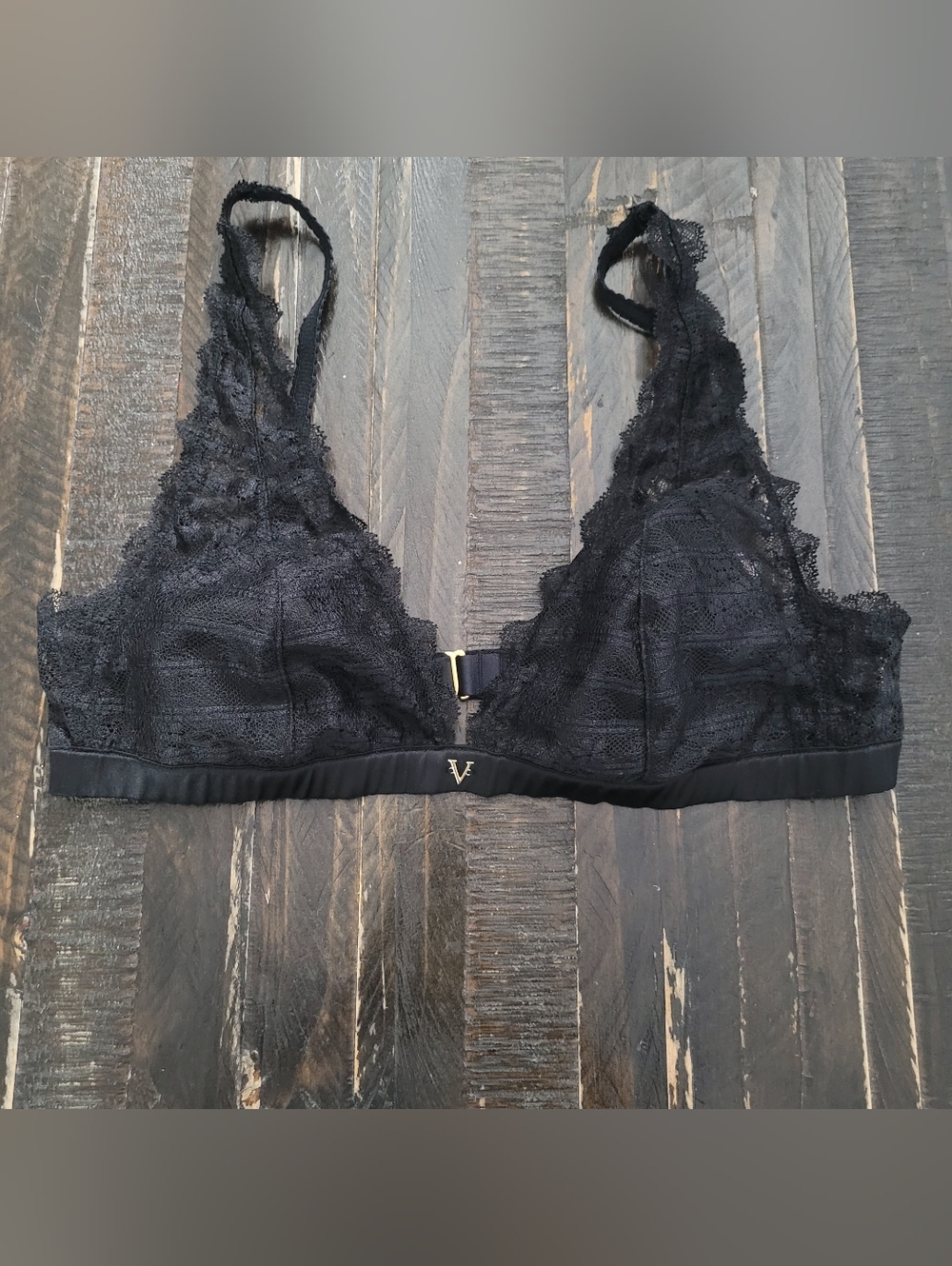 Victoria’s Secret Wireless Black Lace Bralette Size Small